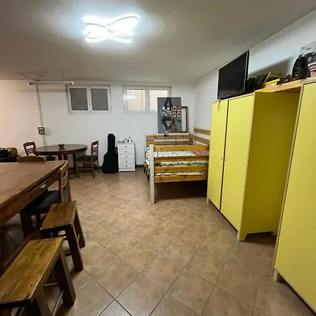 La Casa Di Mirco F1 بيت ضيافة